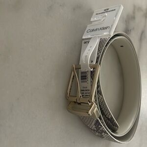 Calvin Klein, white and grey size m belt.
